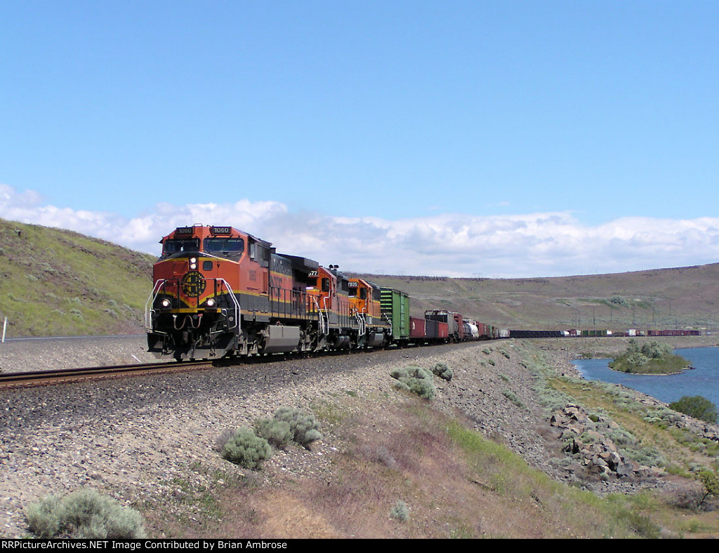 BNSF H-PASBAR